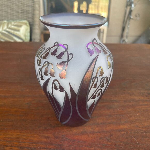 Zellique Studios Phyllis Polito Art Glass Iridescent Cameo Floral Vase - Picture 1 of 5